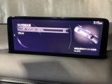 ハンドル操作をアシストすることにより車線からの逸脱回避を支援します。
