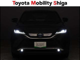 フロントフォグランプ装着車です。車両周辺も明るく見やすく照らしますので夜間走行も快適です。