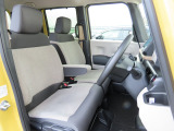 運転席の高さを変更できるので、体格に合わせた位置で運転できます!