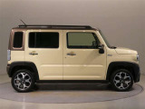 ご覧の車両以外にも多数のU-CARを展示販売しております。