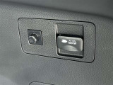非常時やキャンプなどに役立つAC100Vコンセント付きです。