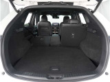 【シートアレンジ】多彩なシートアレンジができるので人を乗せたり荷物を載せたり自由自在。アナタ好みのシートアレンジをお楽しみ下さい。