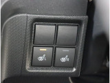 運転席と助手席はシートヒーターが付いております。