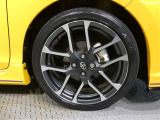 195/45R17です