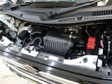 アイドリングストップ機能がついているので、停車時にエンジンを止めて燃料消費を抑えます。環境にもお財布に優しいですね♪