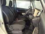 【禁煙表記について】タバコの臭いは感じられませんが、その他車内のニオイに関しては個人の主観となる為、実車確認の際に確認して頂いております。ご了承お願い致します。