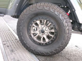 ルビコン392デザイン17インチホイル&23年07週製造 YOKOHAMA GEOLANDAR X-AT 35&times;12.50R17 装着 ※ホイル規格外のためご購入時は相談させて下さい
