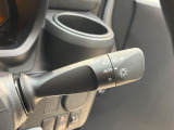 【オートライト】周りの明るさに応じて自動でヘッドライトの点灯・消灯ができる機能です!ライトの付け忘れ・消し忘れなどが無くなり、雨の日や夕方の走行も安心!トンネル通過時も便利ですね♪