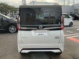 中古車だからボディーコーティングがおすすめ!下地処理が重要なコーティングはもちろんプロの施工でピカピカに仕上げます。