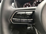 ハンズフリーや音楽のコートロールが出来ます。