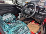 ドライバー目線で使いやすい運転席エリア。長時間の移動でも過ごしやすい設計になっています。