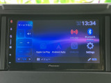 画面上にラジオやBluetoothオーディオ、Apple CarPlay、Android Autoなどの項目が表示され、日々の移動に合わせて使い分けられます。