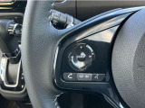 【ステリモ】ステアリングリモコンスイッチにてオーディオ操作可能となっており、運転にも集中できます。少しでも視線移動を減らし事故に遭う確率を下げます。