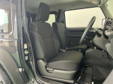 車を運転する際には運転席の存在は欠かせません。しっかりとチェックしたいポイントですね。