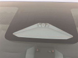 Toyota Safety Sence は事故への回避や衝突被害の軽減などお客様の安全をサポートしてくれます。詳細はスタッフまでお問い合わせください