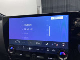 ブルートゥースに接続することにより、スマホに入ったお気に入りの音楽を車内で楽しむことができます♪あると本当に便利な機能になっています!