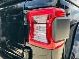 オリジナル4x4ブランドとしての誇りと自信、そして進化の伝統。4x4性能、デザイン、品質。本物とはJeepの全てであり、追い求めるさらなるたかみでもあるのです。