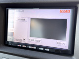 【ナビゲーション】目的地までしっかり案内してくれる使いやすいナビ。Bluetooth接続すればお持ちのスマホやMP3プレイヤーの音楽を再生可能!毎日の運転がさらに楽しくなります!!