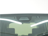 ◆Honda SENSING◆ カメラ等装置で精度の高い検知能力を発揮、安全運転を支援します。ステアリング上のコントローラーに注目!