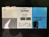 スマートキーは鍵をバッグに入れたままでもドアロックの開閉やエンジンのON・OFFができます。夜間や雨の日も鍵を探さなくて良いので便利です。
