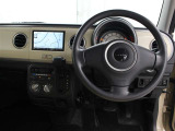 運転席廻りです。