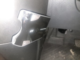 ETC車載器のお写真です。高速道路など、有料道路を通過する際には大変便利な装備ですね♪