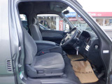 清潔で広々した座席です!是非、現車を見て体感してみてください。
