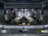 新開発の2.9L V6ターボエンジンにモーターを組み合わせ、システム総合出力830cvの優れたパワーを発生します。