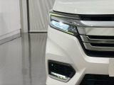 ★LEDヘッドライト搭載★ 白っぽく光る明るく省電力なLEDライト!先進的な白い輝きでフロントフェースを引き締めます☆