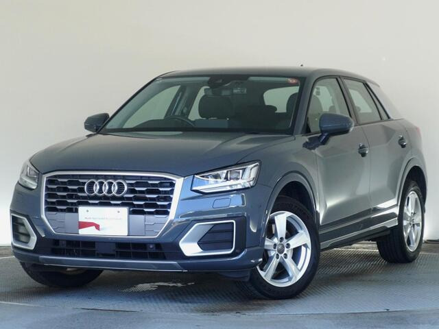 Q2 30 TFSI スポーツ 