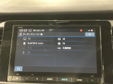 テレビやラジオ、Bluetooth Audioなど、選べる音源が画面にまとめて表示されています。利用したい項目を確認しながら選択でき、日常の移動に合わせて使い分けられます。