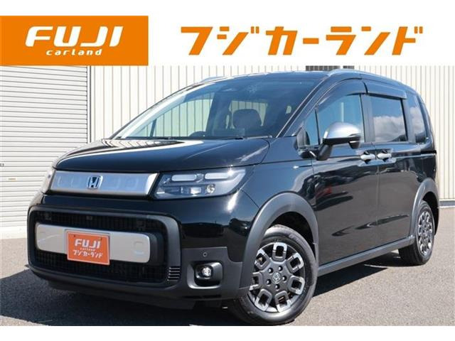 フリード 1.5 e:HEV クロスター 4WD 