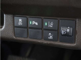 ◆パーキングセンサーシステム◆車庫入れの時などに近くに障害物がある場合、障害物までの距離を音で知らせてくれます。