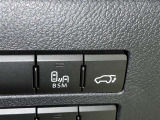 【パワーバックドア】ボタン一つでテールゲートが自動で開閉します。