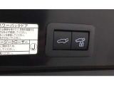 ボタン一つでバックドアの開閉が可能です