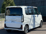 人気の軽自動車N-BOXカスタム入荷しました!室内ひろびろ・走りもキビキビ・燃費も良いからお財布にやさしい。ホンダN-BOXを選んで下さい!