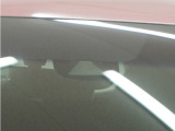 ◆Honda SENSING◆ カメラ等装置で精度の高い検知能力を発揮、安全運転を支援します。ステアリング上のコントローラーに注目!