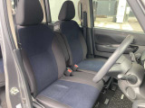 運転席からの視界もよくどなたがお乗りになられても運転しやすい車両になっていますよ