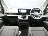 運転席からの視界が広く、隅々まではっきり見渡せます☆