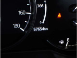 【全国登録納車可能】でございます。ご自宅や勤務先など、お客様のもとまで責任を持ってお運びいたします。