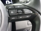 レーダークルーズコントロール(全車速追従機能付)付きです。車速に応じて追従支援してくれるので、ロングドライブも快適です。