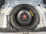 【スペアタイヤ】もしもの時も安心のスペアタイヤ装着車です