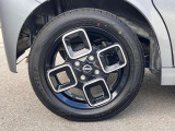 純正14インチアルミホイールで足元もキマってます!