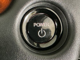 【スマートキー】持っているだけでエンジン始動や、ドアロックの開閉まで出来ちゃう賢く便利なスマートキーを装備!暗くなってもキー穴を捜す必要が無くとっても便利ですから人気の装備です♪
