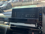 ナビゲーションはギャザズ8インチナビ(VXU-185Nbi)を装着しております。AM、FM、CD、DVD再生、Bluetooth、音楽録音再生、フルセグTVがご使用いただけます。