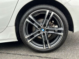 国道1号線に沿い横浜市営地下鉄「三ッ沢上町駅」から徒歩約10分。 BMW Premium Selection 横浜三ッ沢店 / 〒240-0062神奈川県横浜市保土ヶ谷区岡沢町322-3