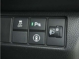 ◆障害物センサー◆車庫入れの時などに近くに障害物がある場合、障害物までの距離を音で知らせてくれます。