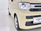 明るいライトが夜道を明るく照らしてくれます。 運転する上で、道路状況をいかに早く認識できるか重要なポイントです。 白色光が暗い道も明るく照らしてくれますよ。
