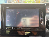 【カーナビゲーション】タッチパネルや音声操作に対応した高精度カーナビを搭載。快適性と操作性を両立し、旅行や長距離ドライブでも安心して目的地まで移動できます。