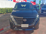 店頭にお越し頂きますと、これから販売前のお車も拝見することが出来ます。タイミングが良ければ予想外の車両が見つかるかもしれません☆☆☆